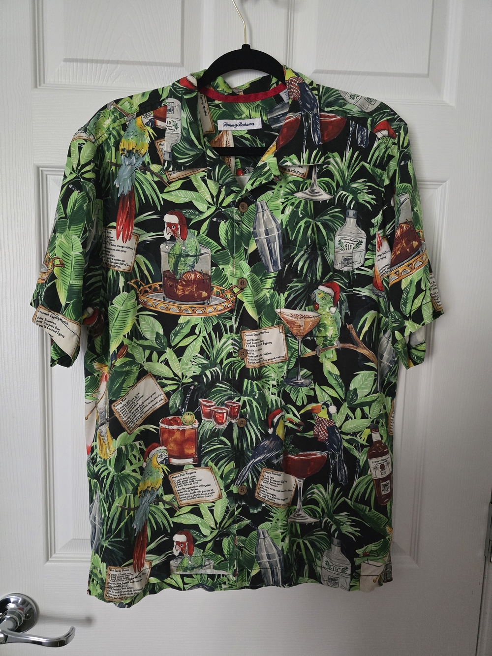 Tommy Bahama Bundle - Picture 3 of 5